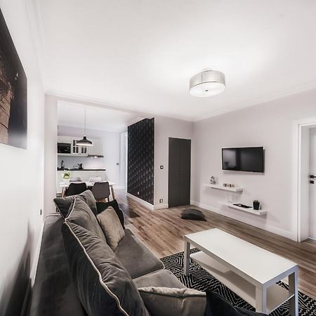 Apartamenty Feria เมียนซิดดรอแย ภายนอก รูปภาพ