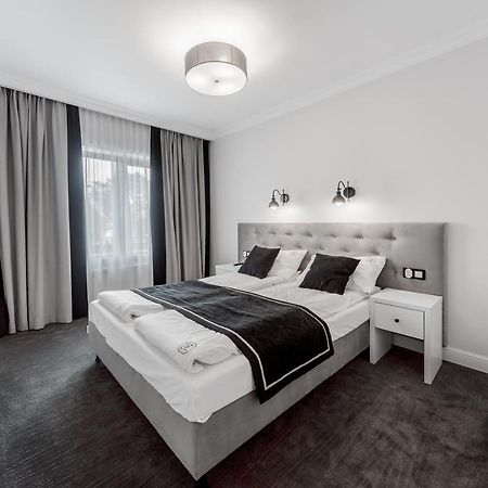 Apartamenty Feria เมียนซิดดรอแย ภายนอก รูปภาพ